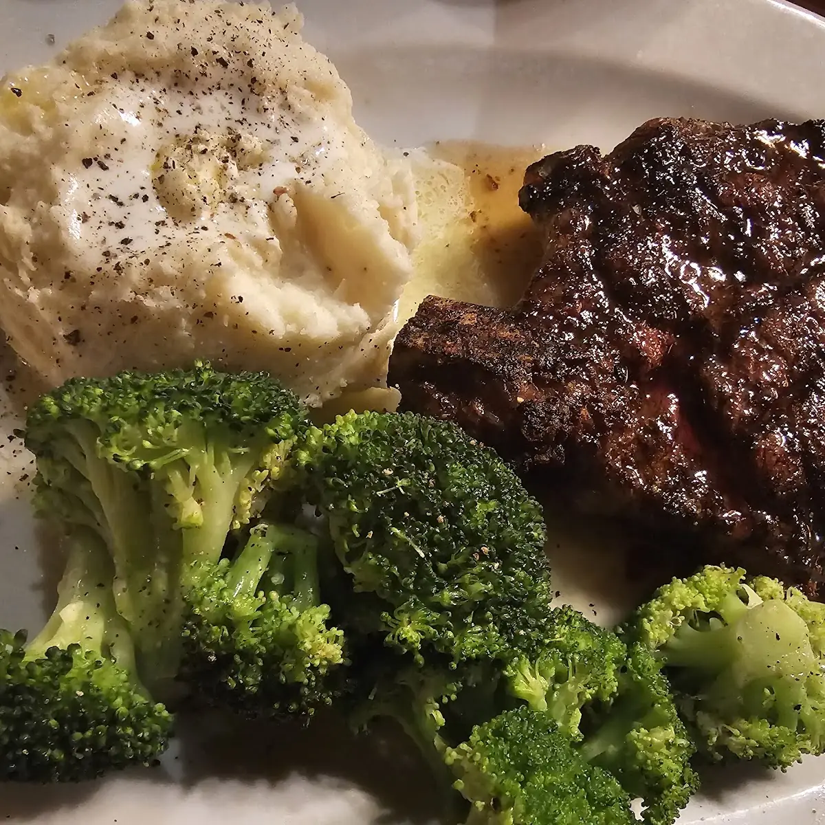 Fresh Steamed Broccoli