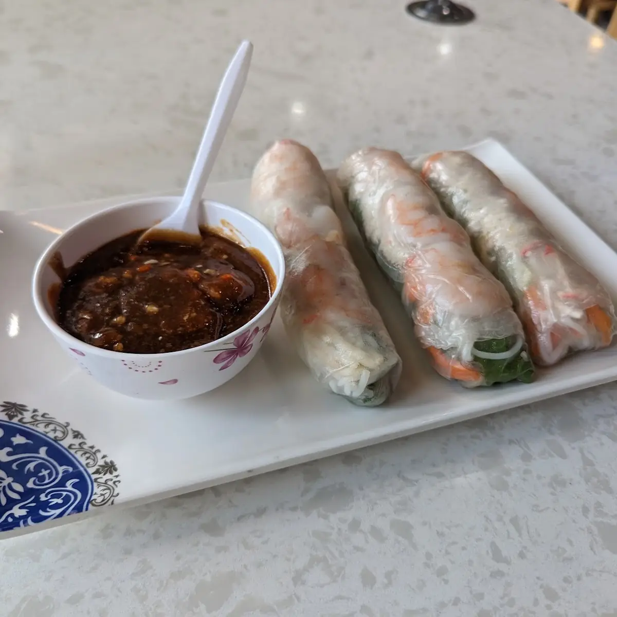Goi Cuon Tom Thit Steamed Shrimp & Pork