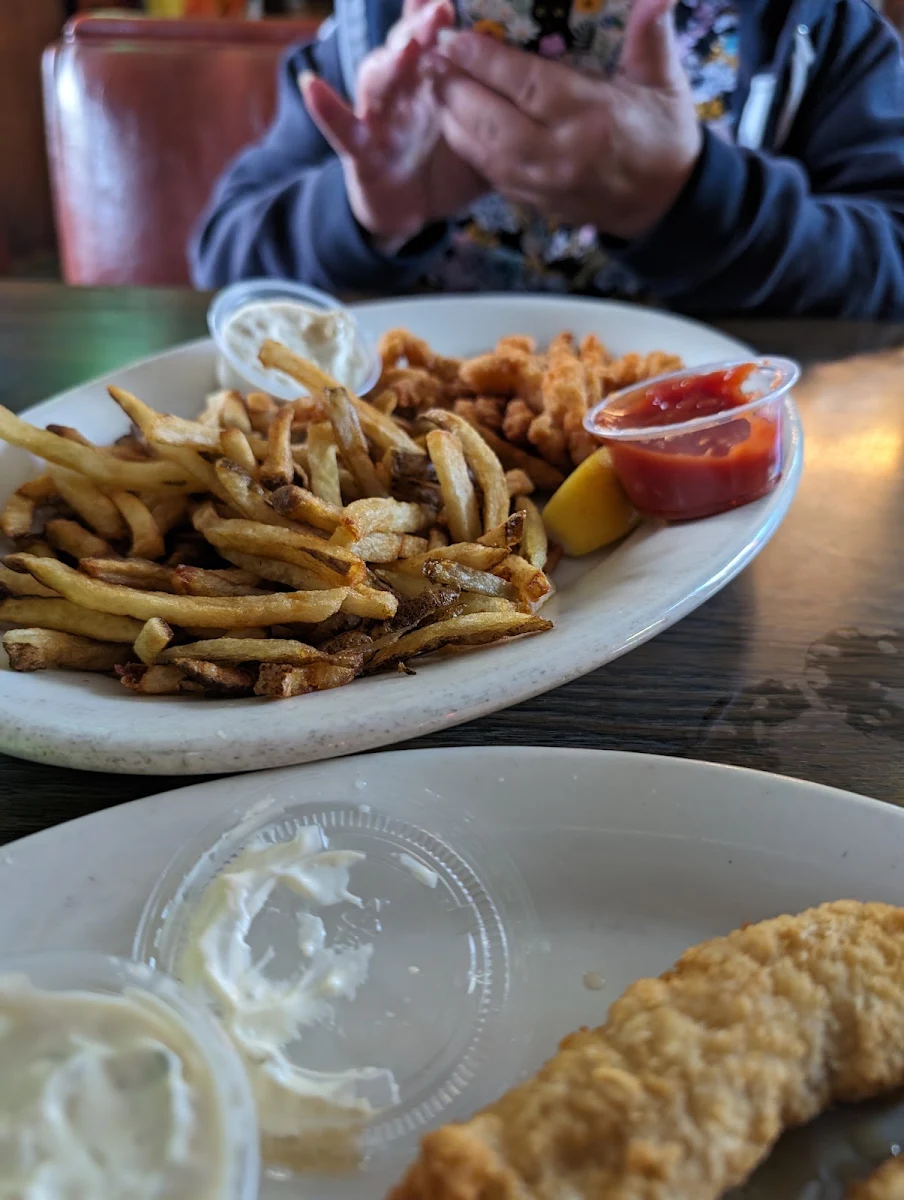 Clam Strips & Fries