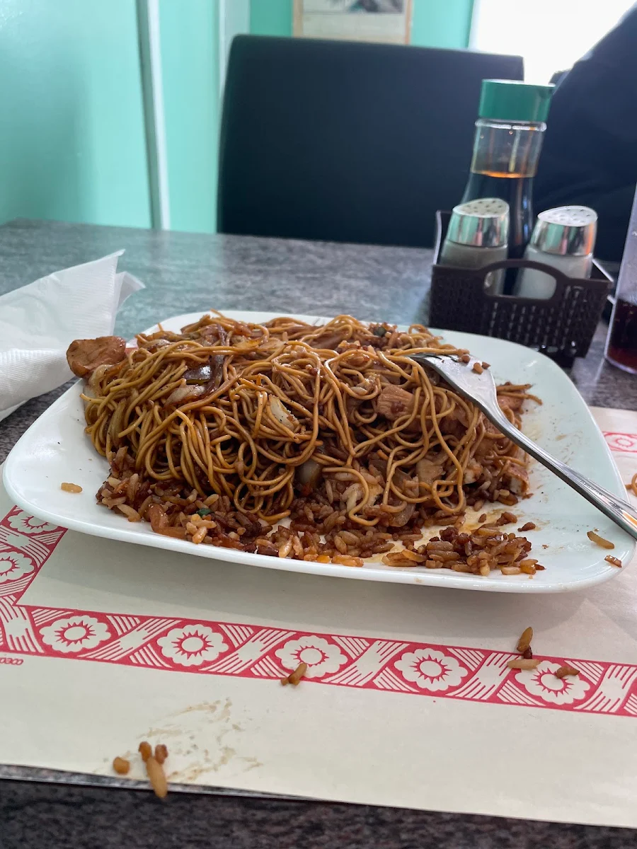 Highlights, Lucky Garden | Chinese & Vietnamese Restaurant