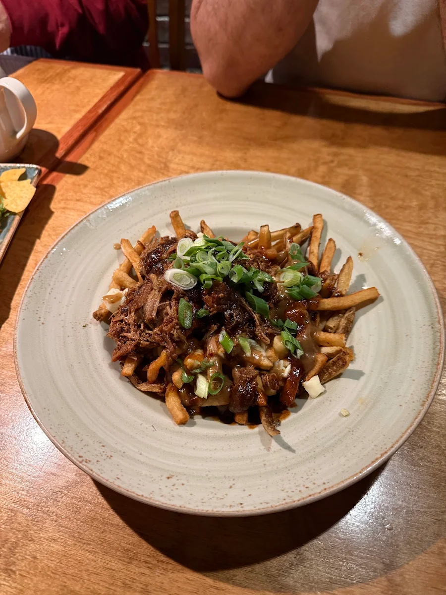 Pulled Pork Poutine, C’est What? Inc.