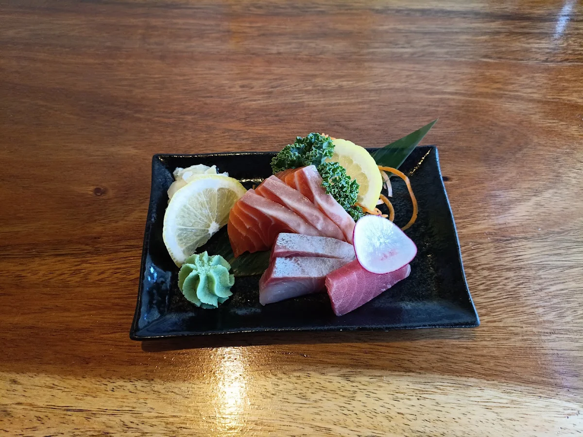 Highlights, Kingdom Sushi Bar Springwood