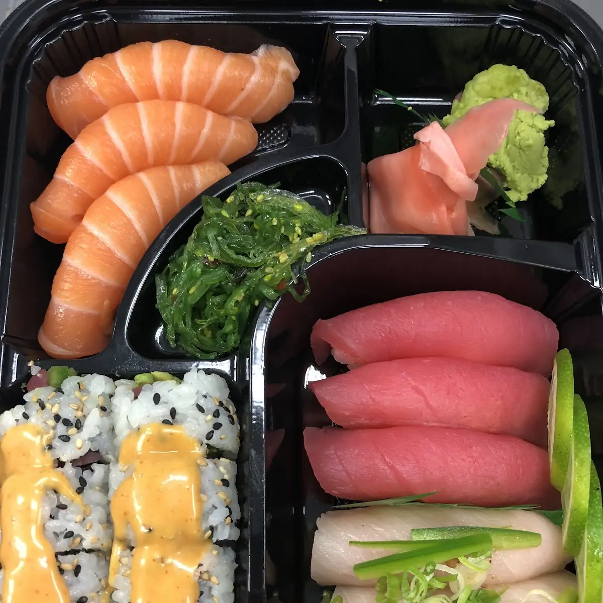 Sushi & Sashimi Combo