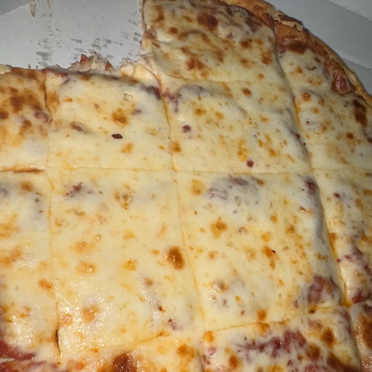 BBQ Chicken Thin Crust Pizza (18")