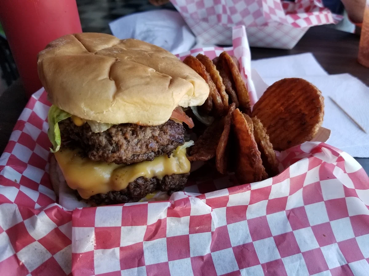 Double Cheeseburger with Buffalo Chips