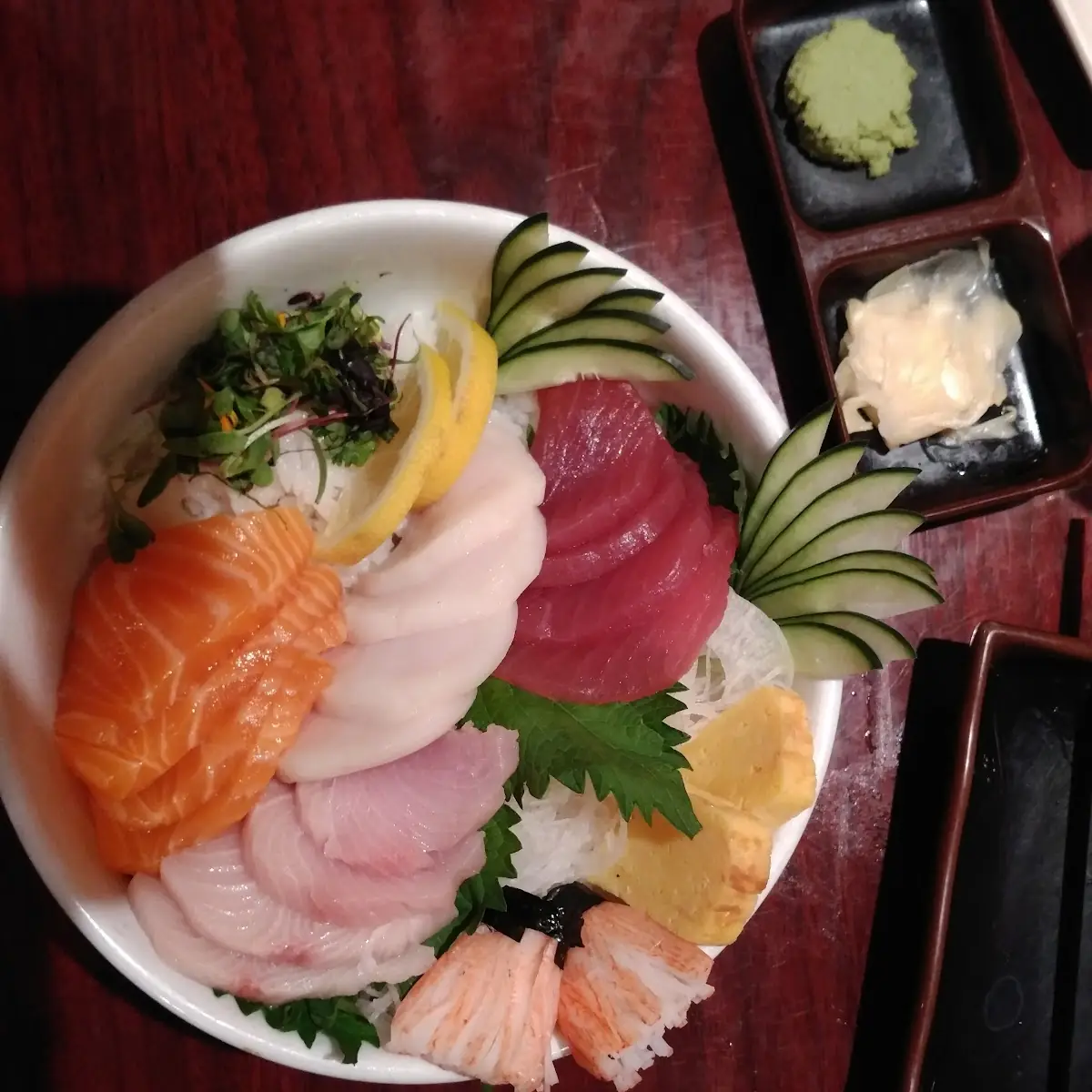 Sushi and Sashimi Deluxe