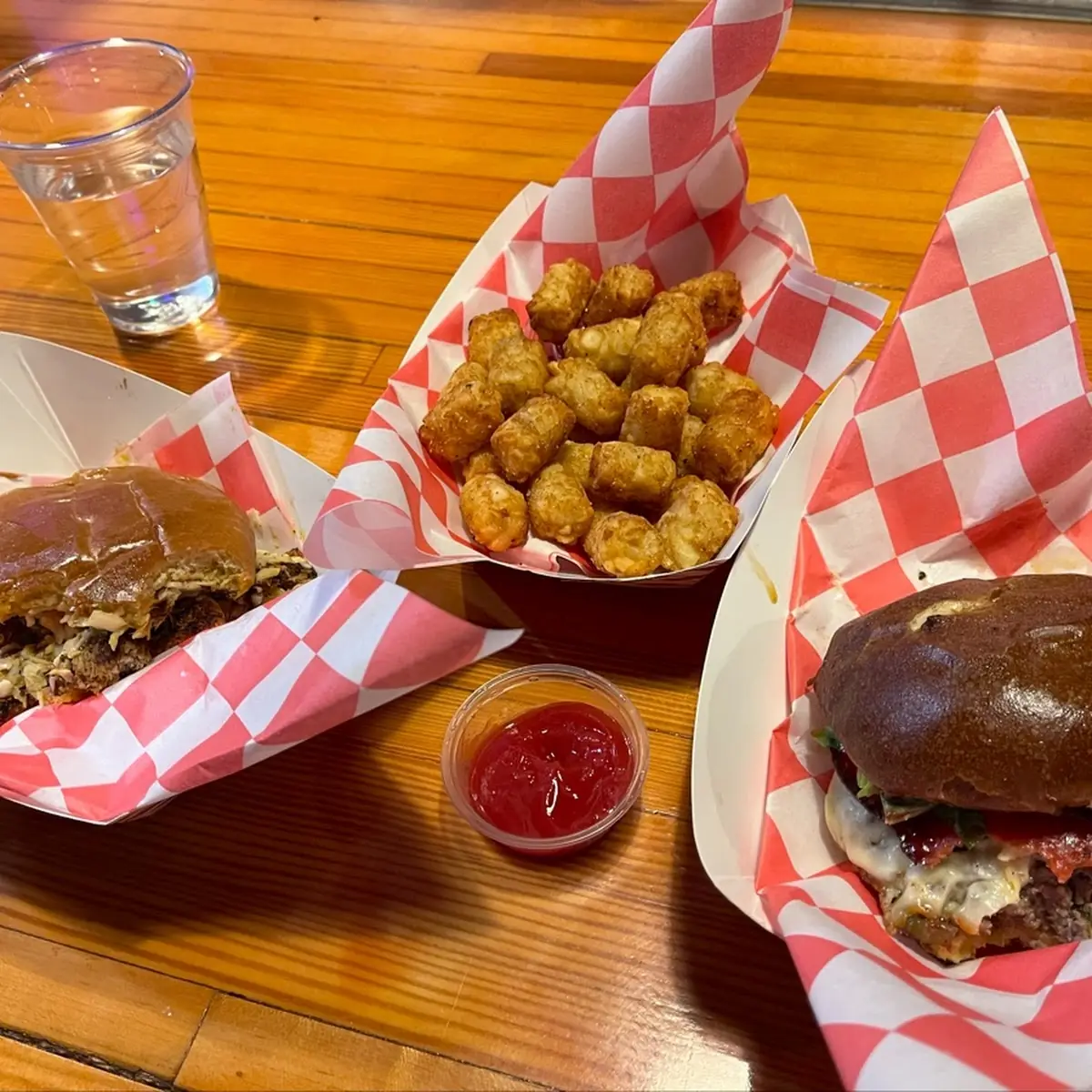 Pulled Pork Sandwich Tater Tot’S and Red One Burger