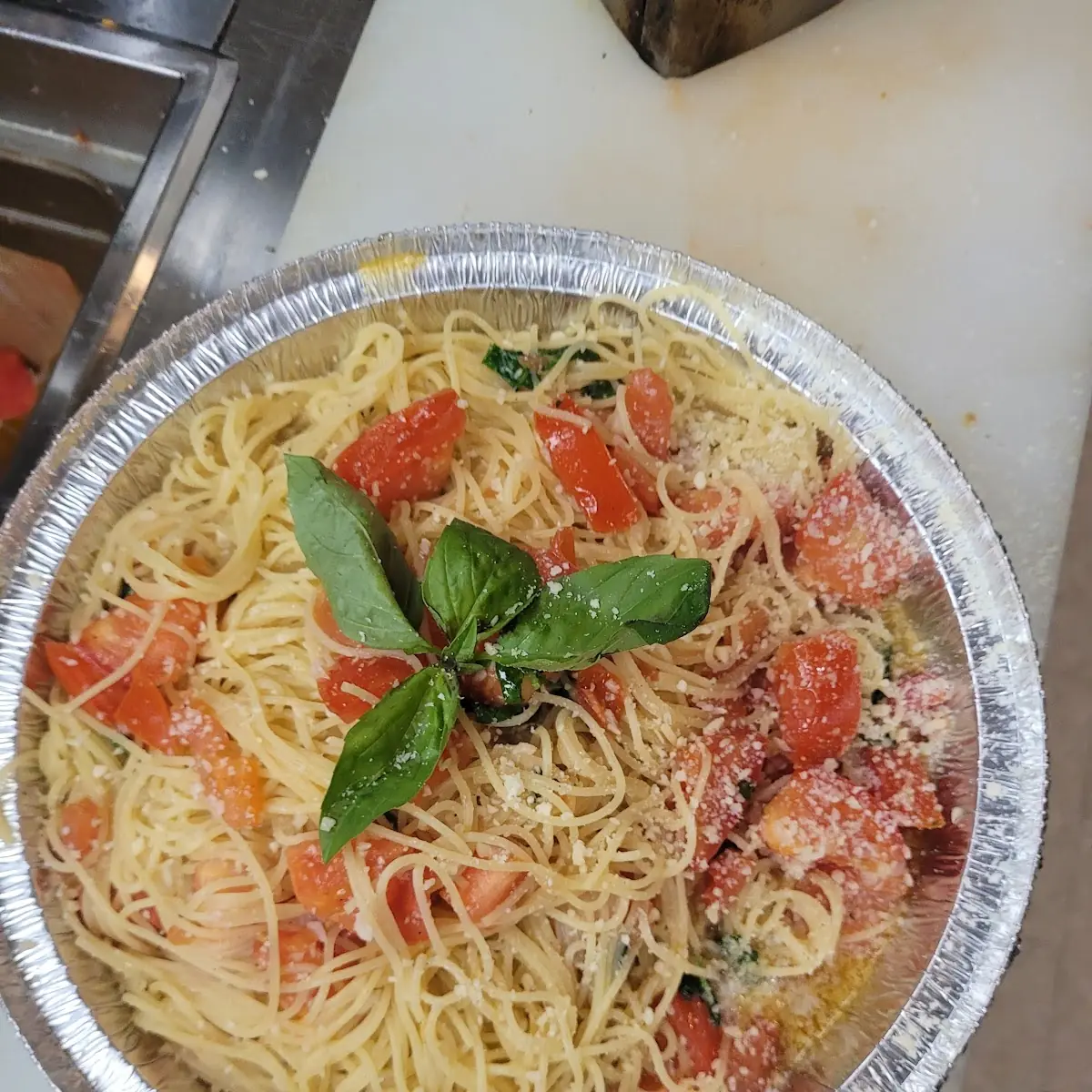 Half Tray Serves 8 Chicken Primavera with Tomato Sauce and Vegetables Does not Include Pasta