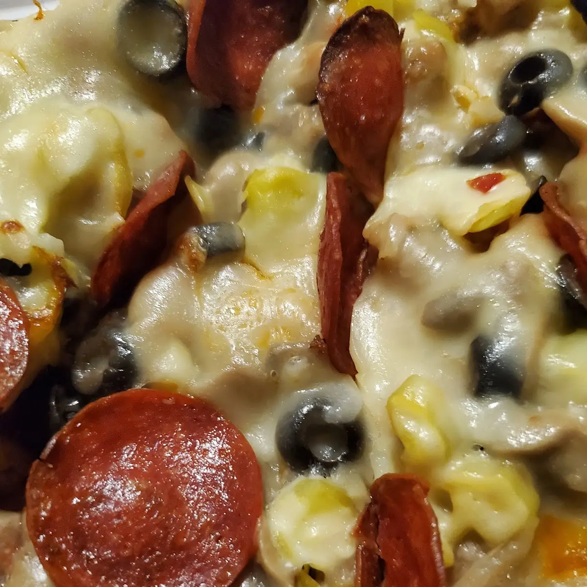 Supreme Pizza 16