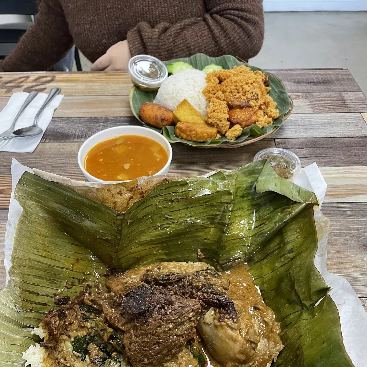 19 Nasi Bungkus Padang