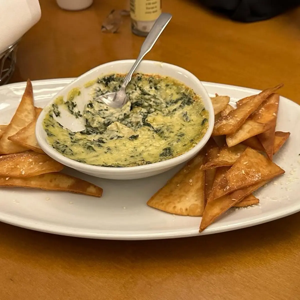 Never Ending Soup Salad & Breadsticks