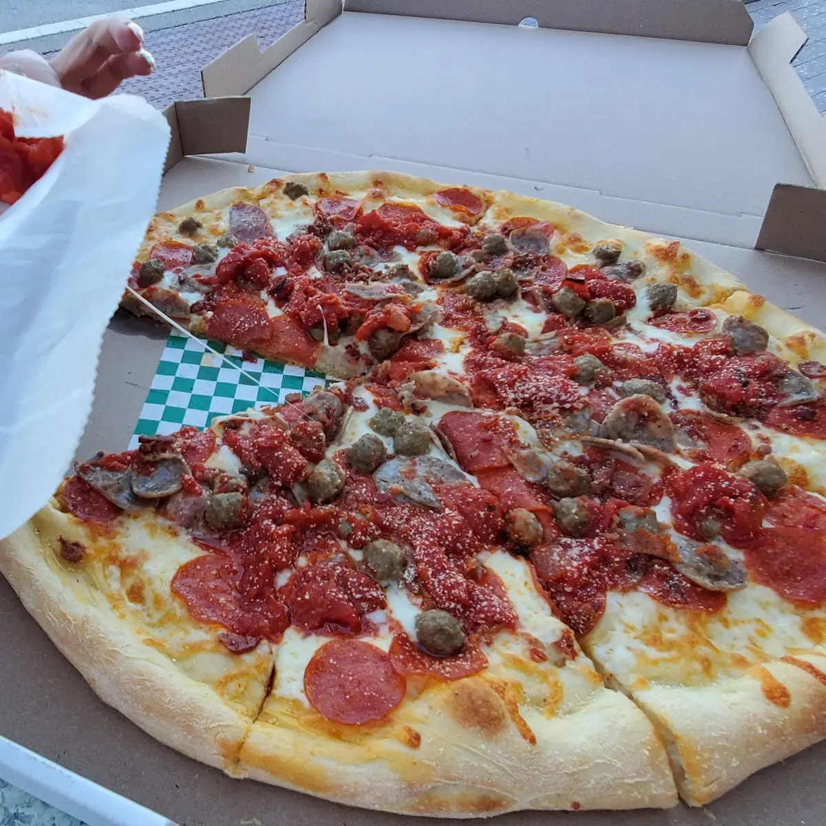 Meat Lovers Pizza Mamma Mia
