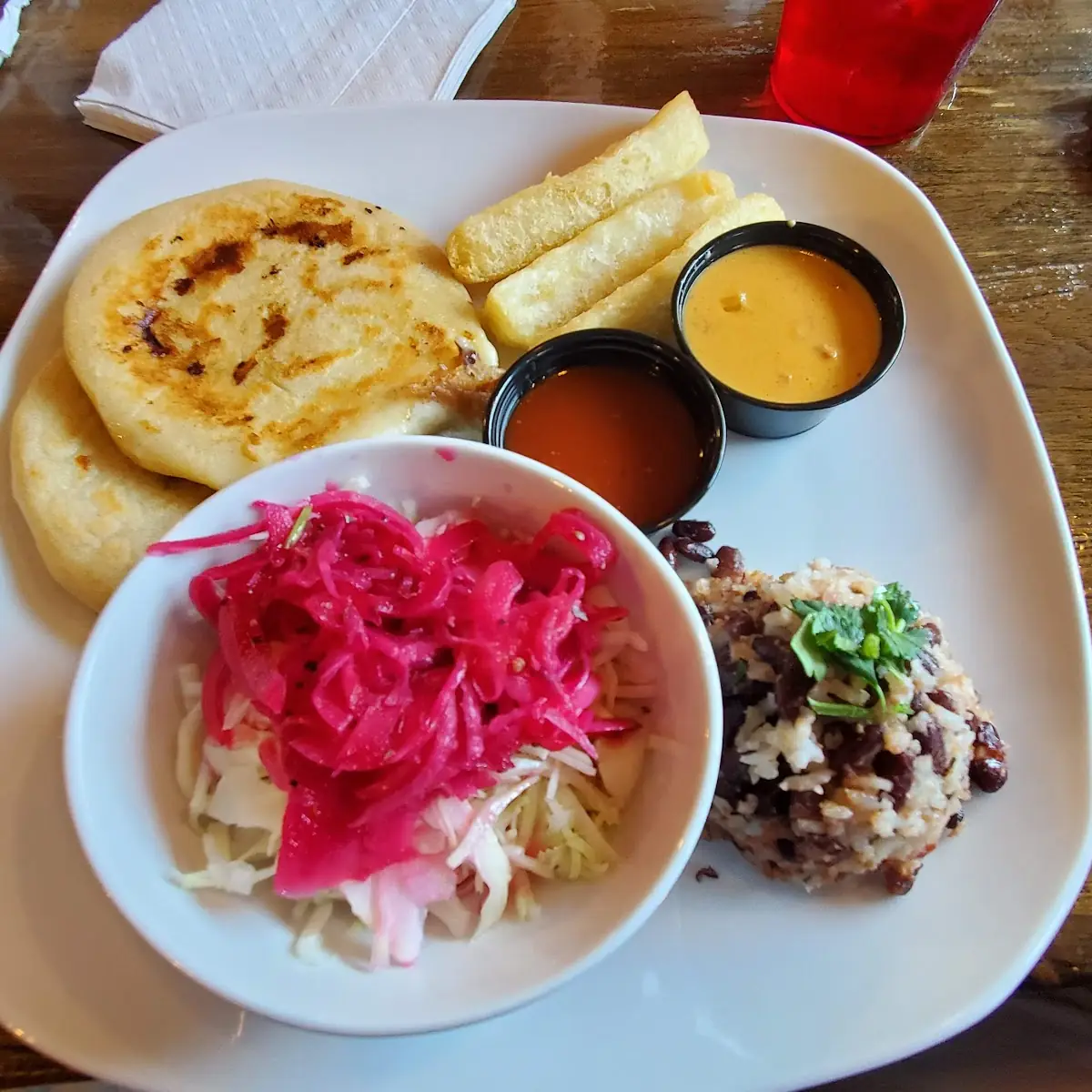 Pupusas Mixtas