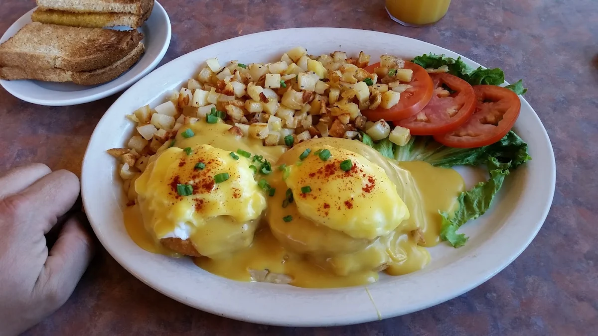 Crab Cake Egg Benedict