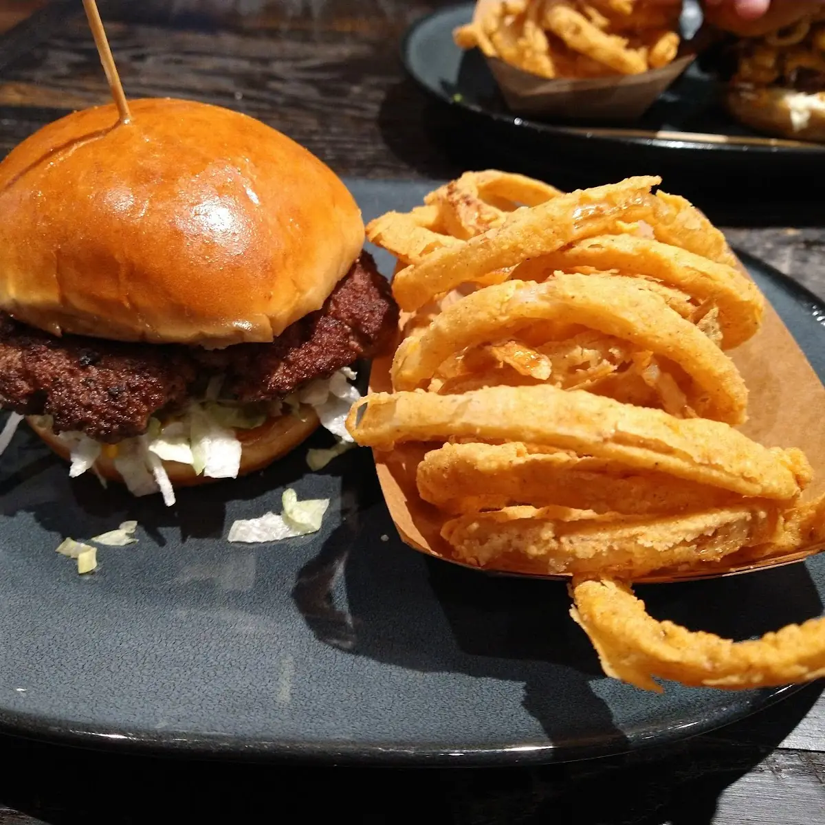 Hamburger with Onion Rings