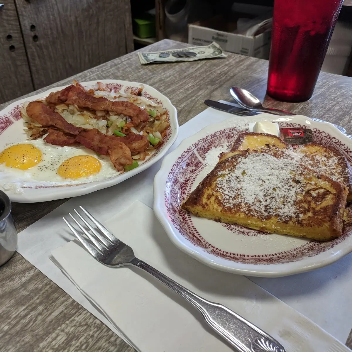 French Toast Scrambled Eggs and Crispy Bacon
