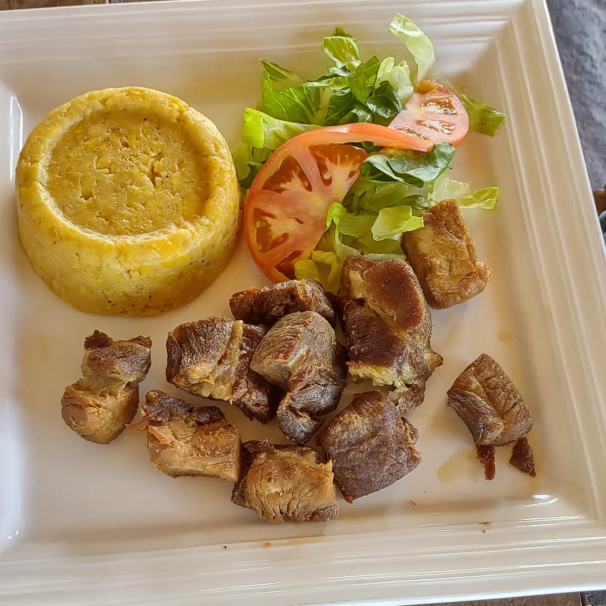 Mofongo Con Carne Frita