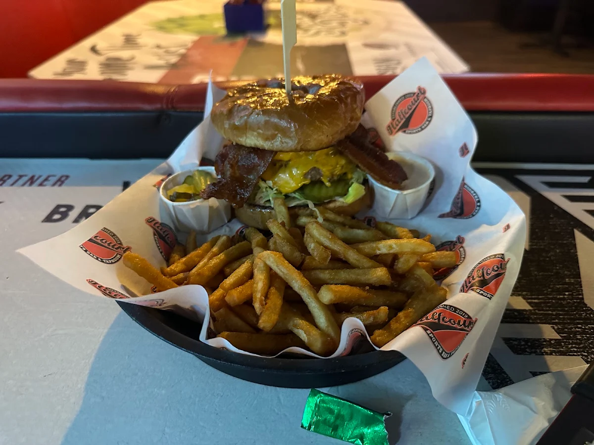 Smoked Bbq Bacon Brisket Cheeseburger