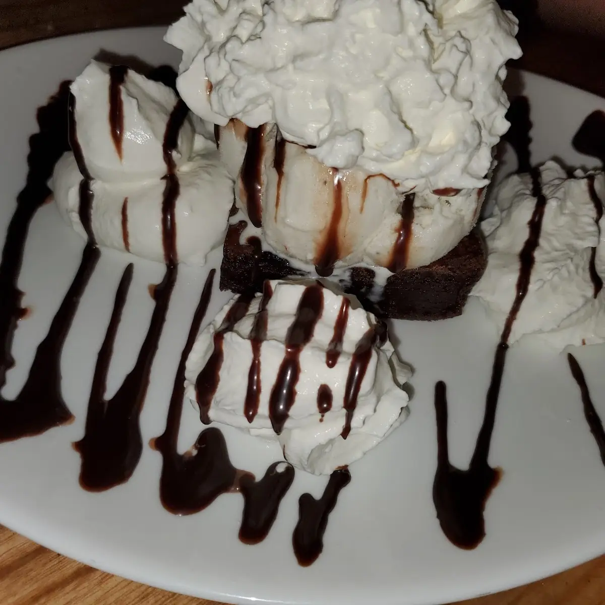 Brownie Sundae