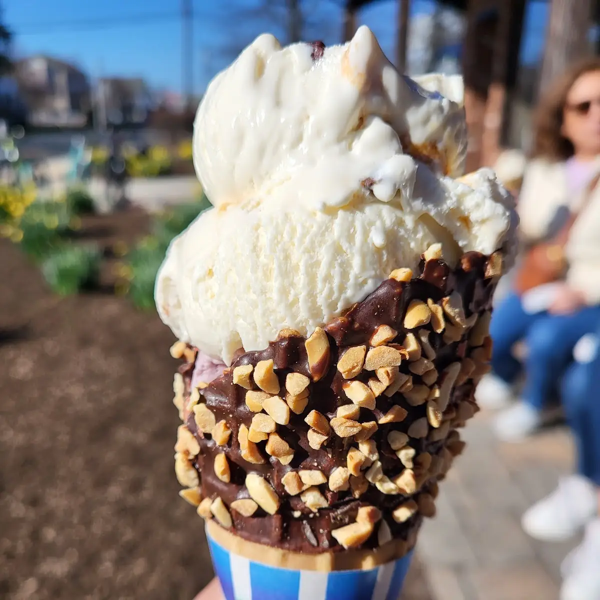 Chocolate Cone Dip