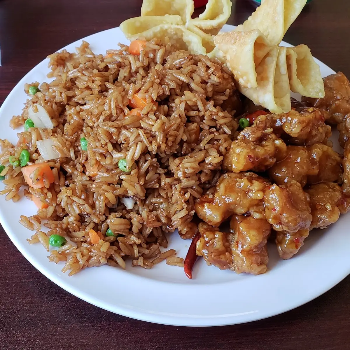 General TSO's Chicken Lunch Special with Fried Rice and Crab Rangoons