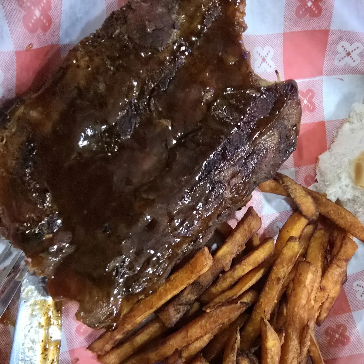 Ribs with Sweet Potato Fries