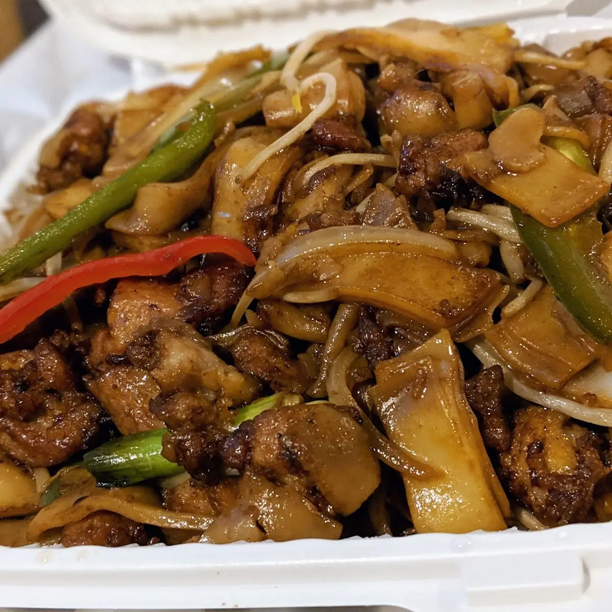 Chicken Chow Fun