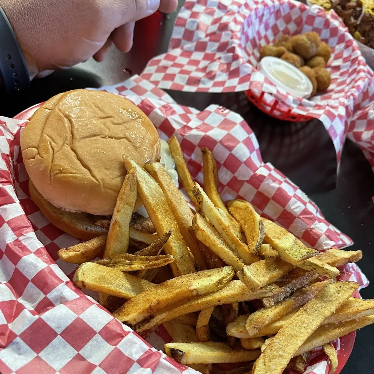 Cheeseburger with Pepper Jack & Fries