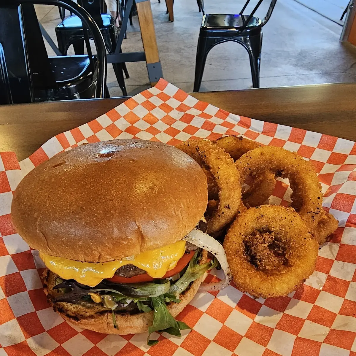 Cheeseburger Combo