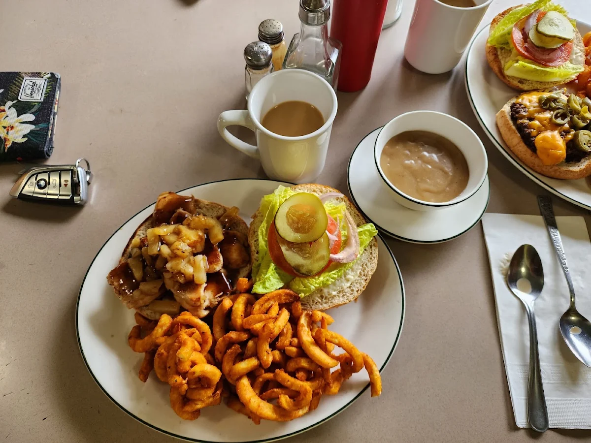 Highlights, Harold Street Cafe