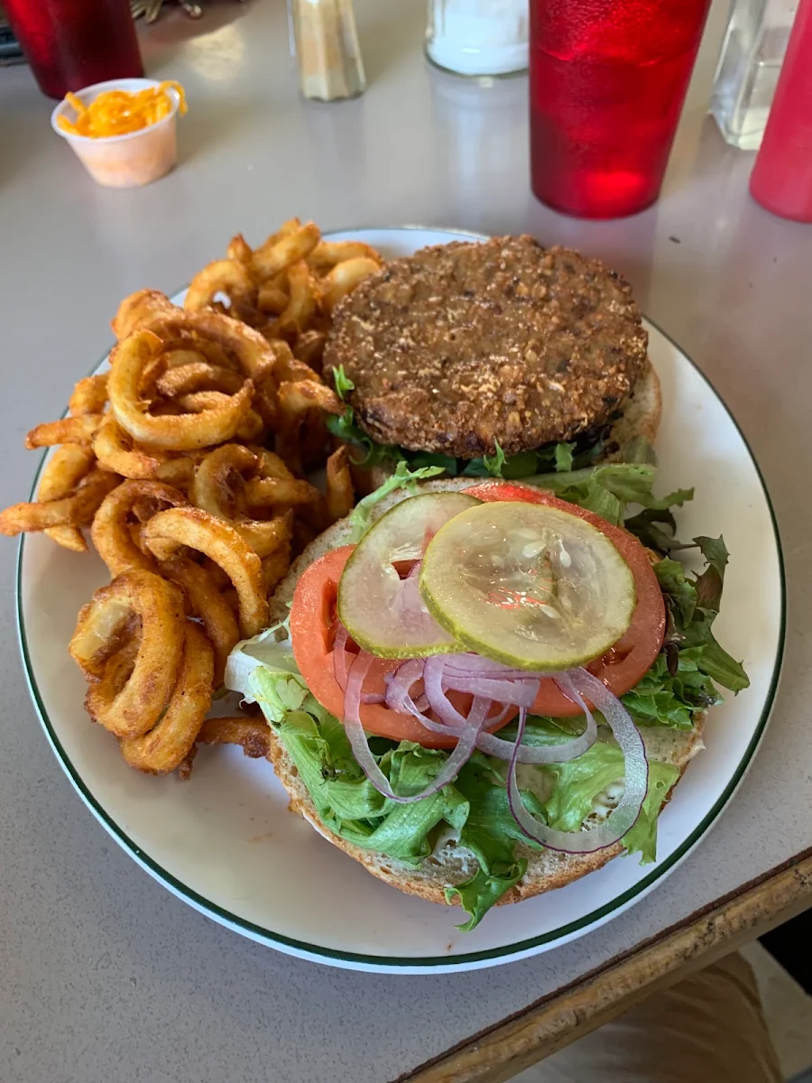 Highlights, Harold Street Cafe