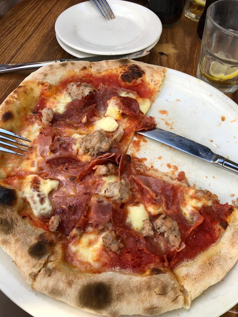 Pizza Lygon St, University Cafe