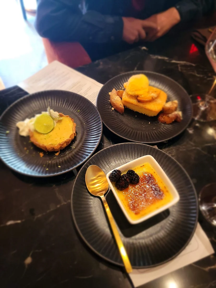 Dessert Key Lime Pie Creme Brulee