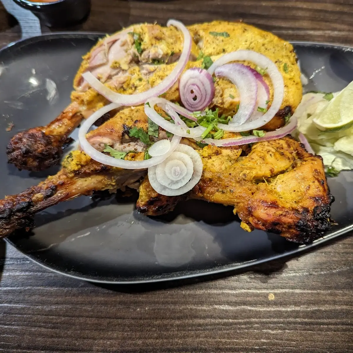 Saundhe Murgh Tikka