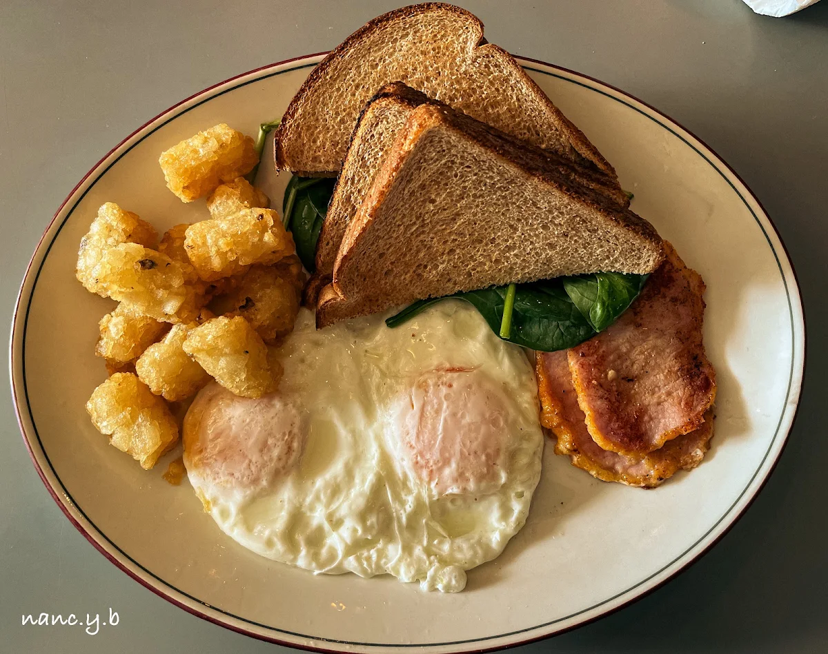 Classic Breakfast over Easy, Skyline Restaurant