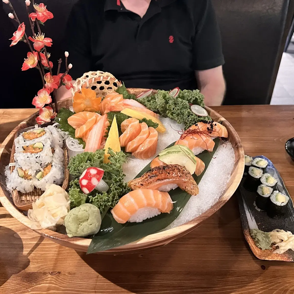 Sushi & Sashimi Combo
