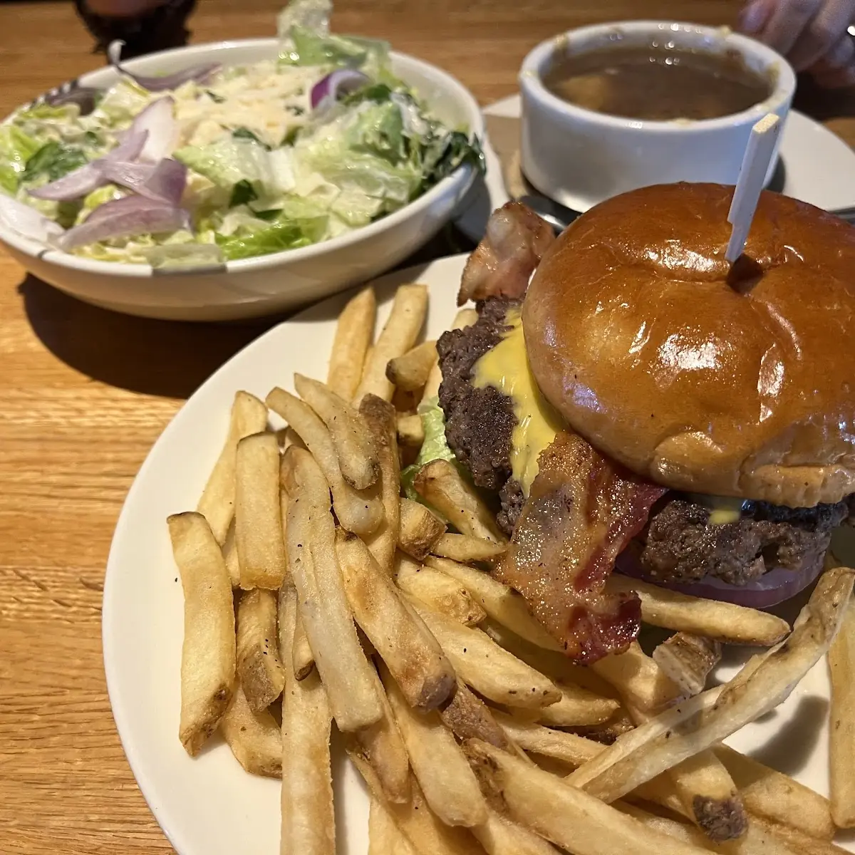 Cheeseburger Deluxe