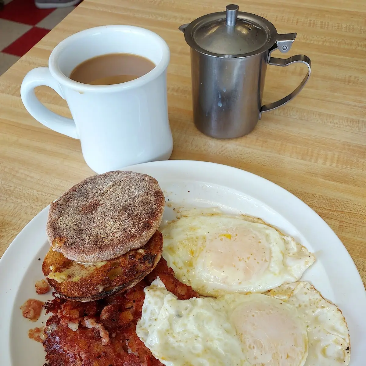 2 Eggs and Corned Beef Hash
