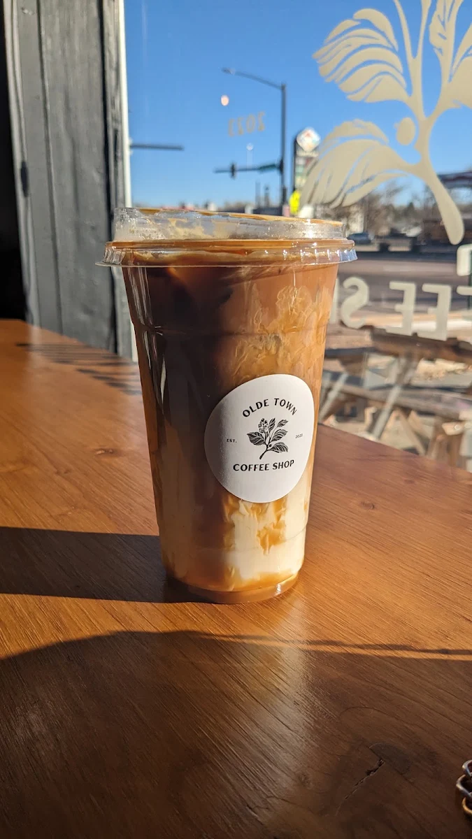 Iced Caramel Machiatto 16oz