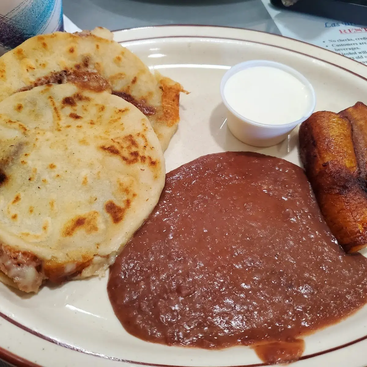 El Plato Típico Salvadoreño
