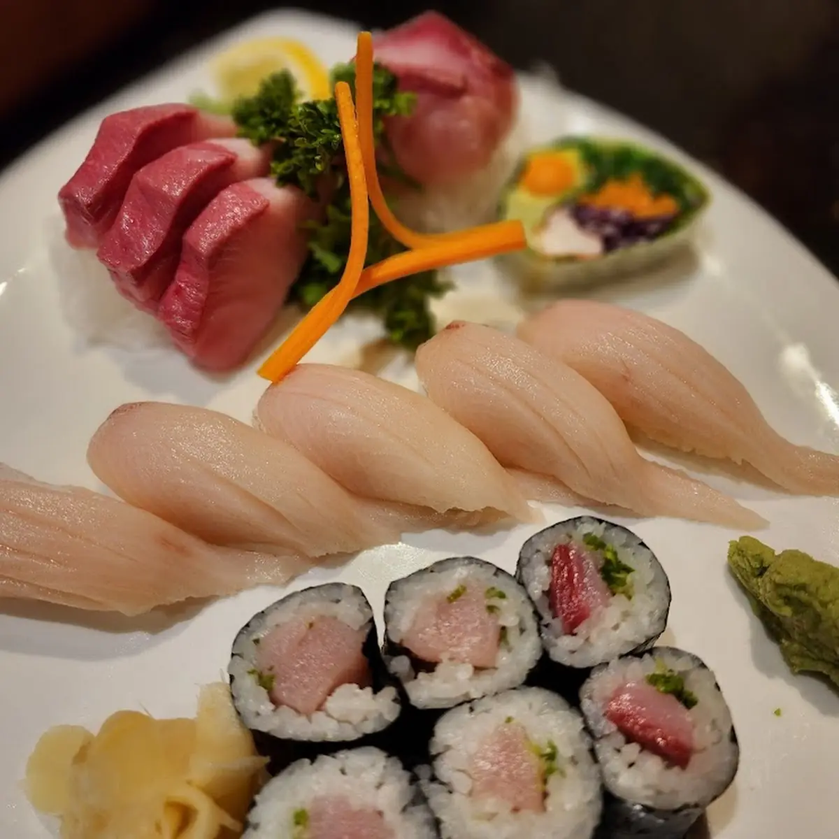 Yellowtail Roll