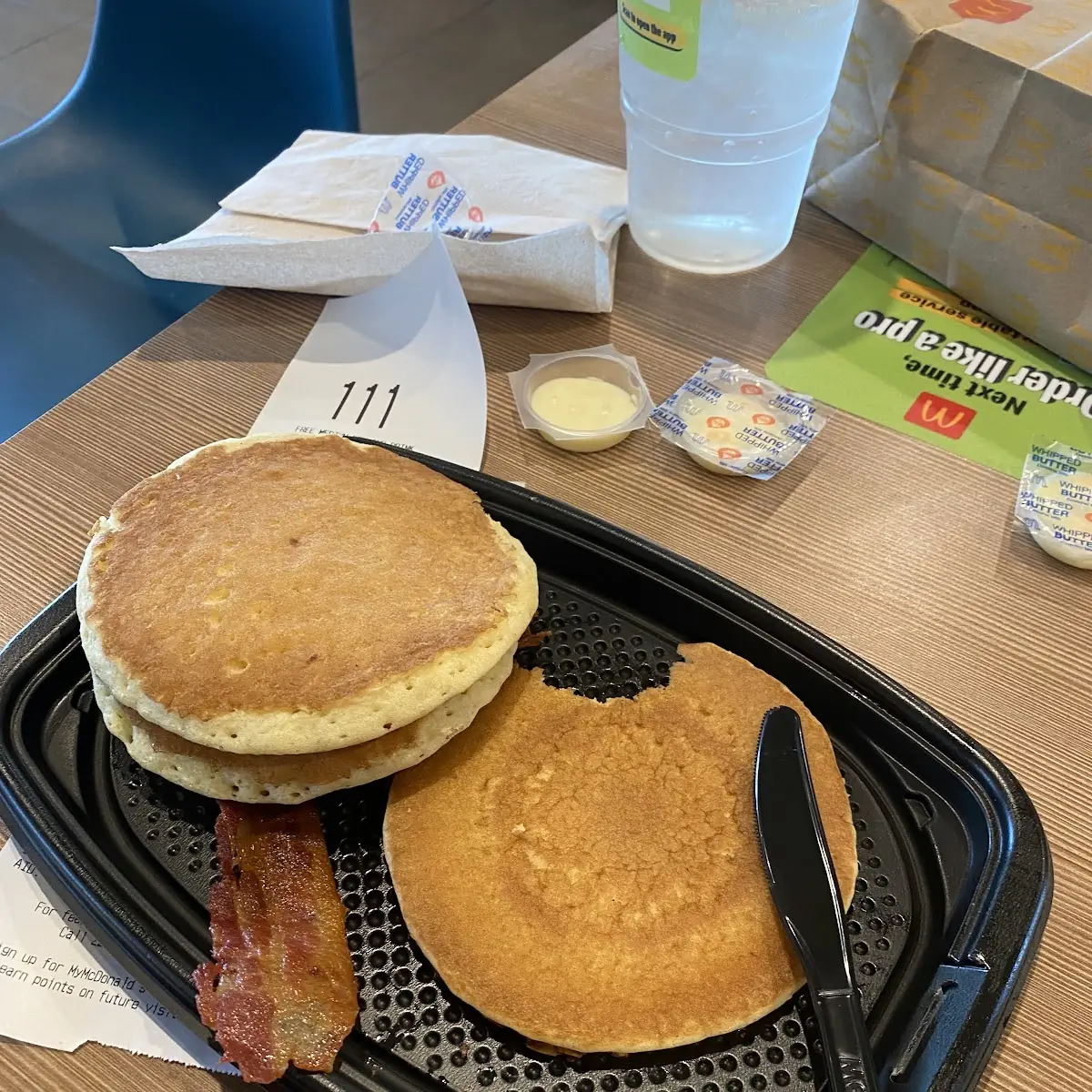 Big Breakfast with Hotcakes