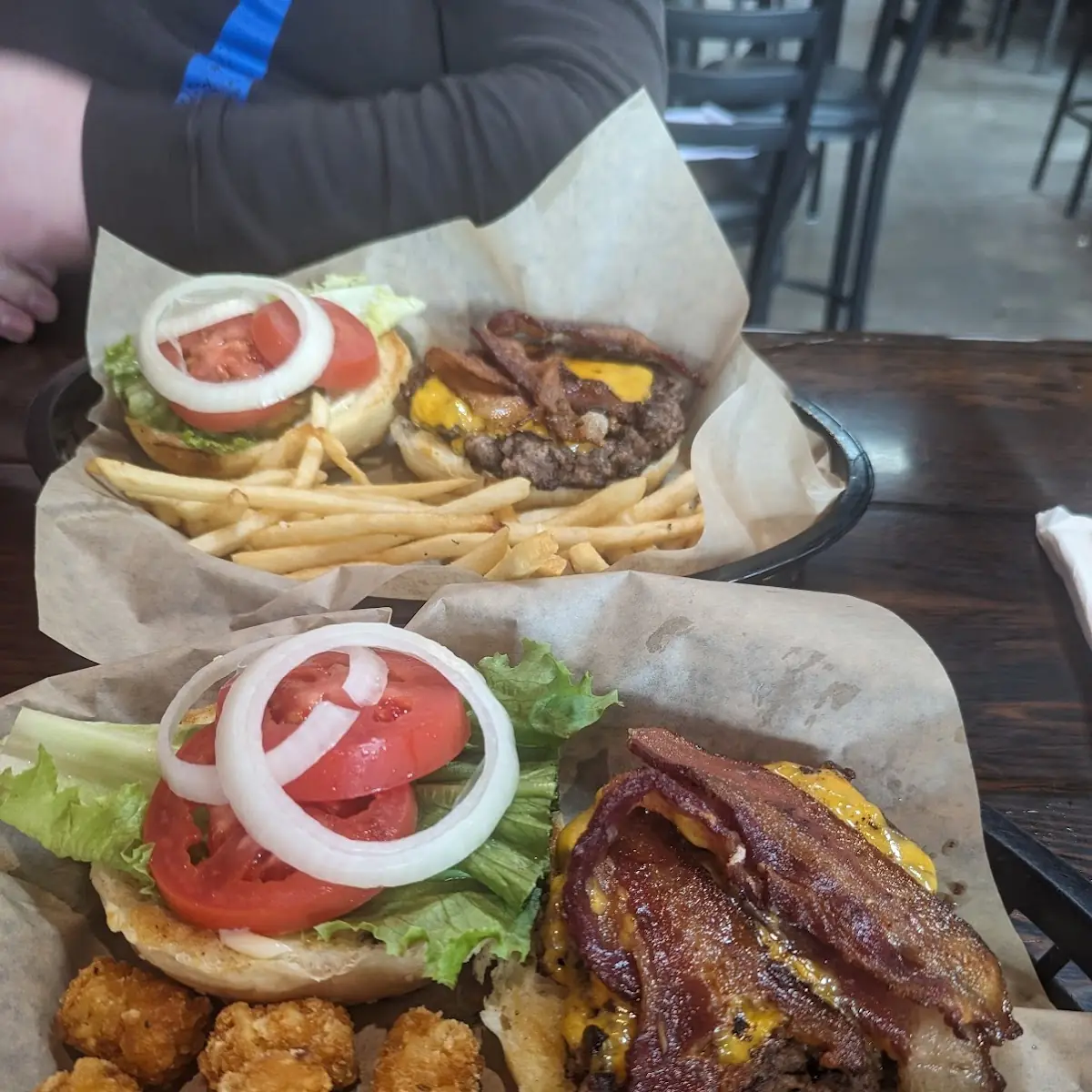 Single Cheese Burger with Tots