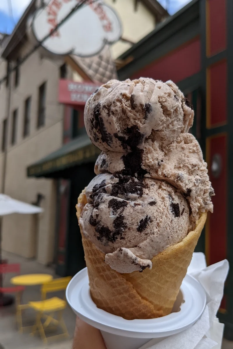 Cinnamon Cookies & Cream
