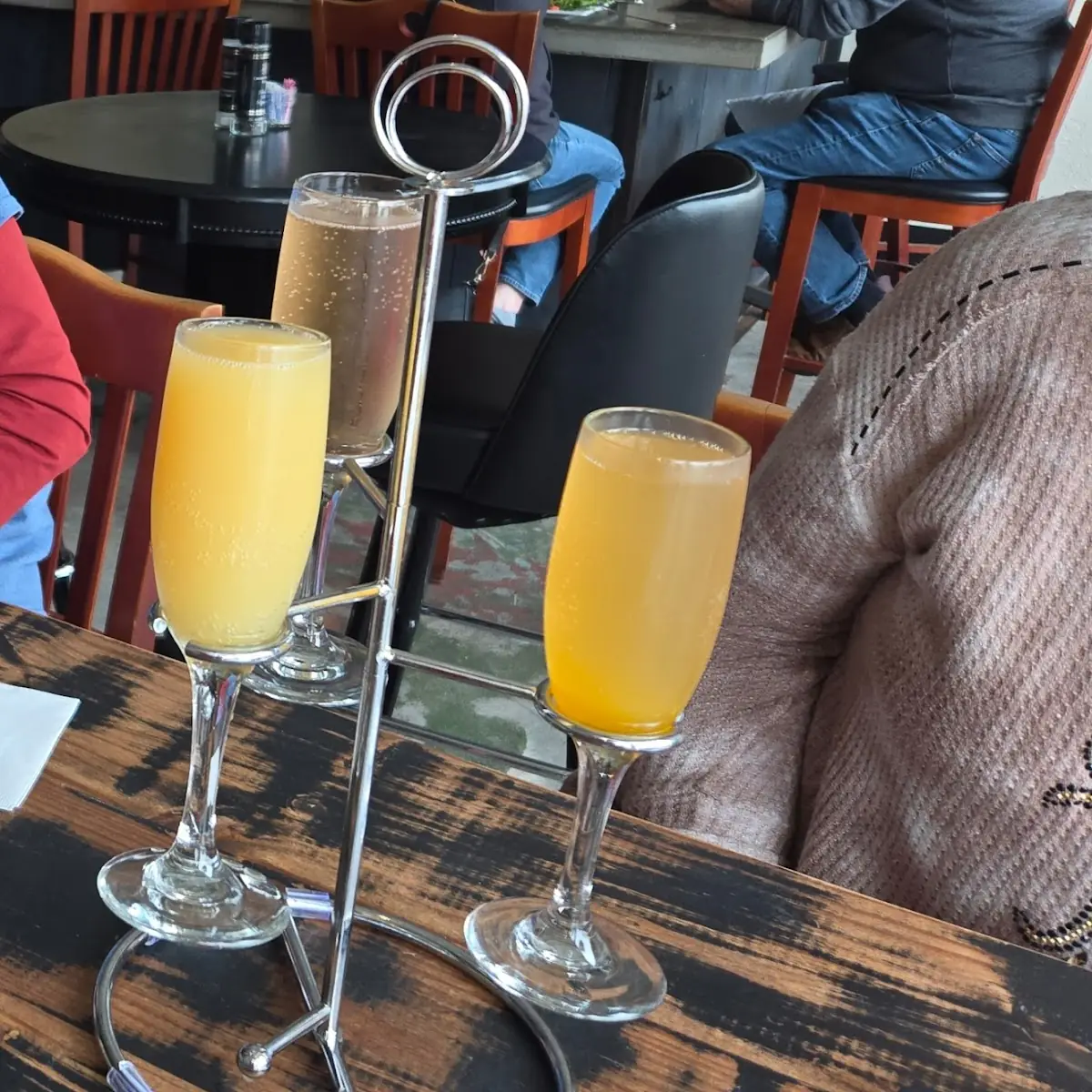 Mimosa Flight