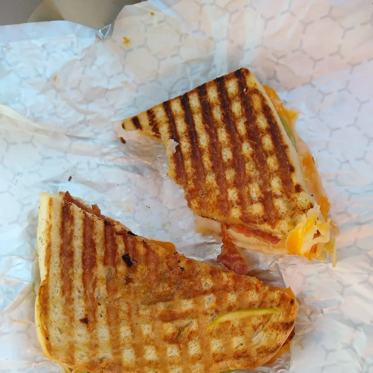 Spicy Apple Bacon Grilled Cheese