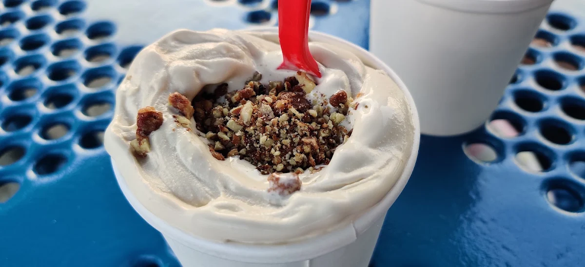 Southern Pecan Praline Sundae