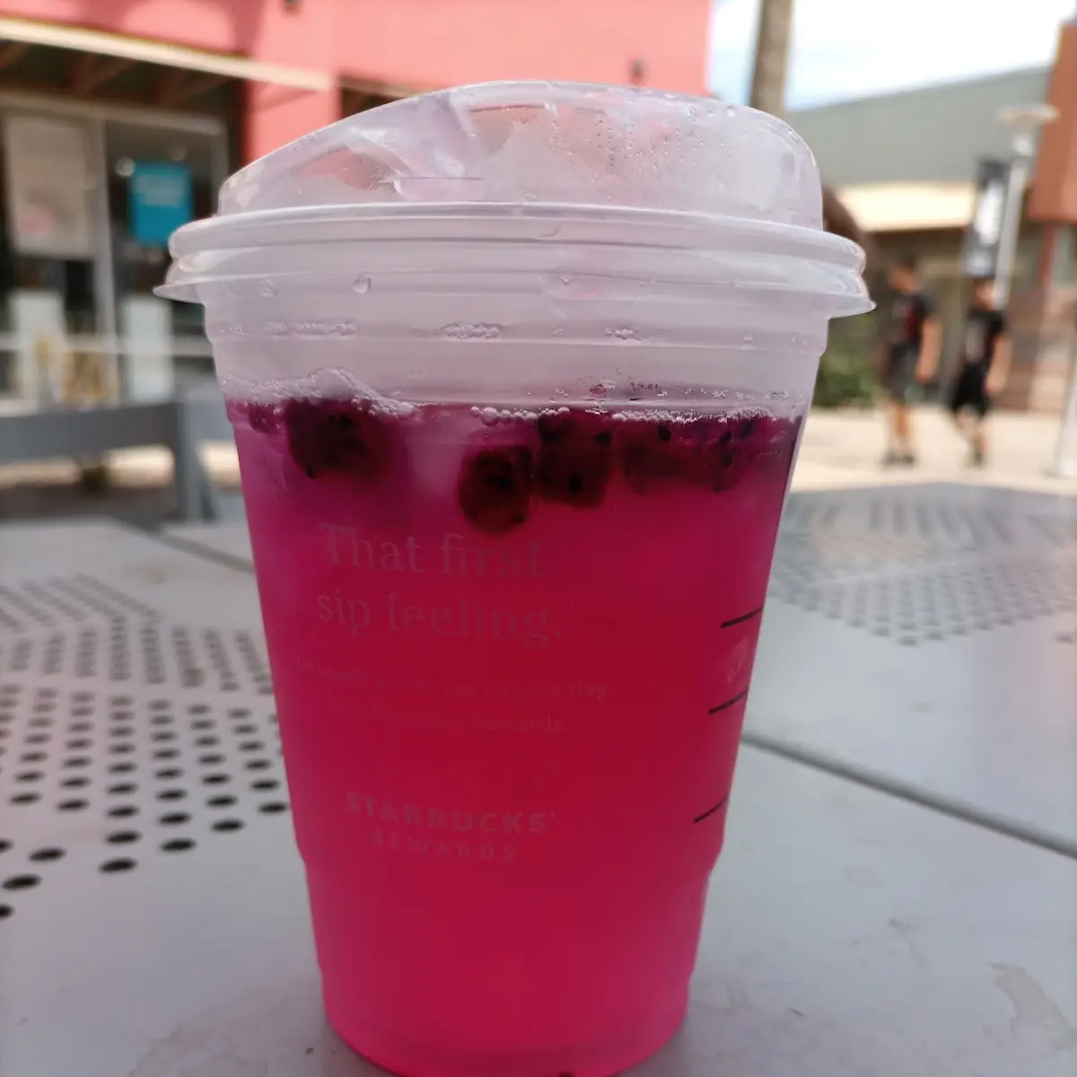 Mango Dragon Fruit w Lemonade