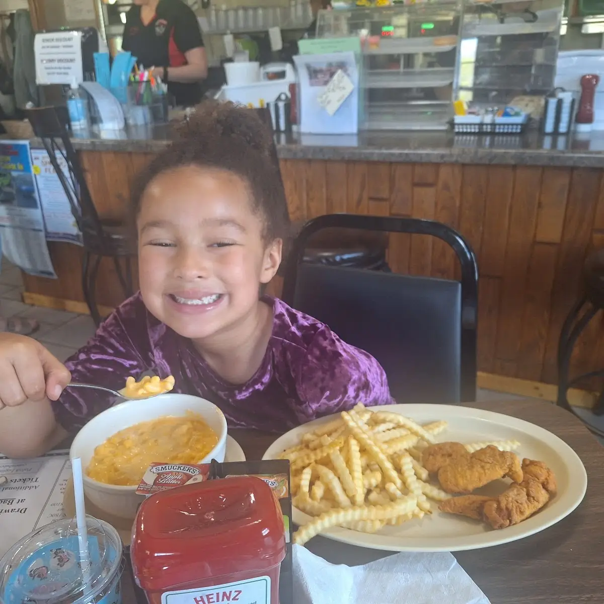 Mac & Cheese Chicken Strips and Fries♡
