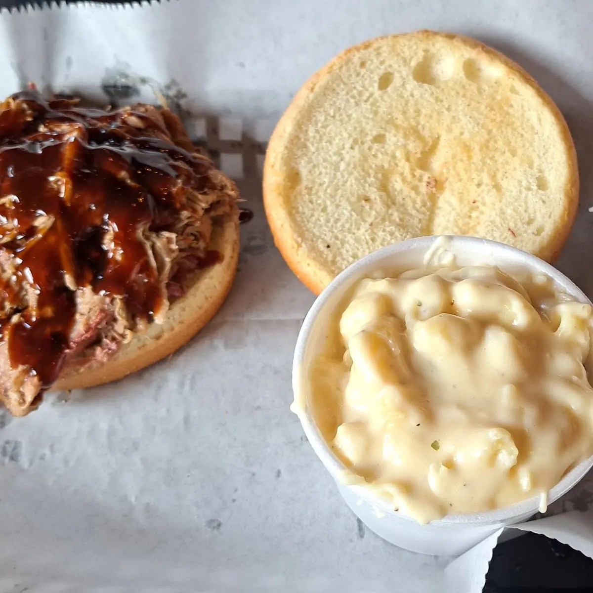 Pulled Pork Sandwich and Mac & Cheese